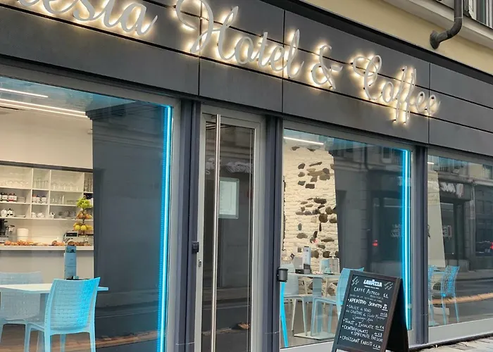 Adalesia Hotel & Coffee